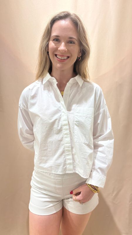 FAVORITE BUTTON UP TOP