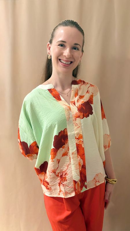 BIG FLORAL PRINTED BLOUSE