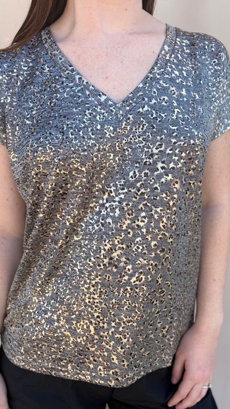 KNITTED TEE