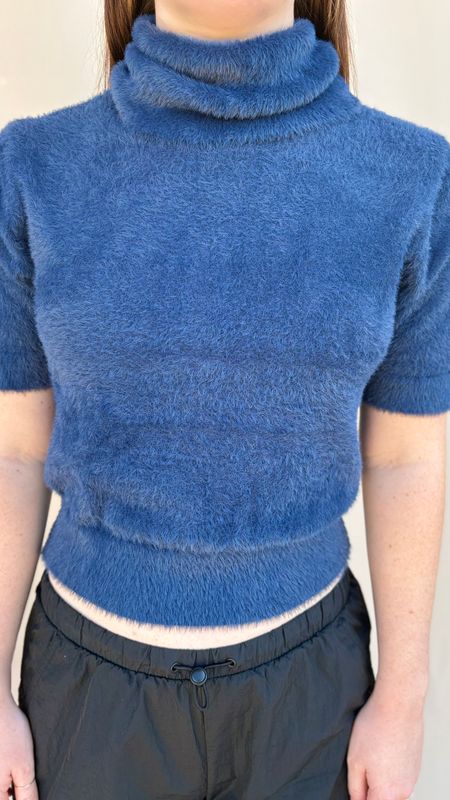 KNITTED SWEATER