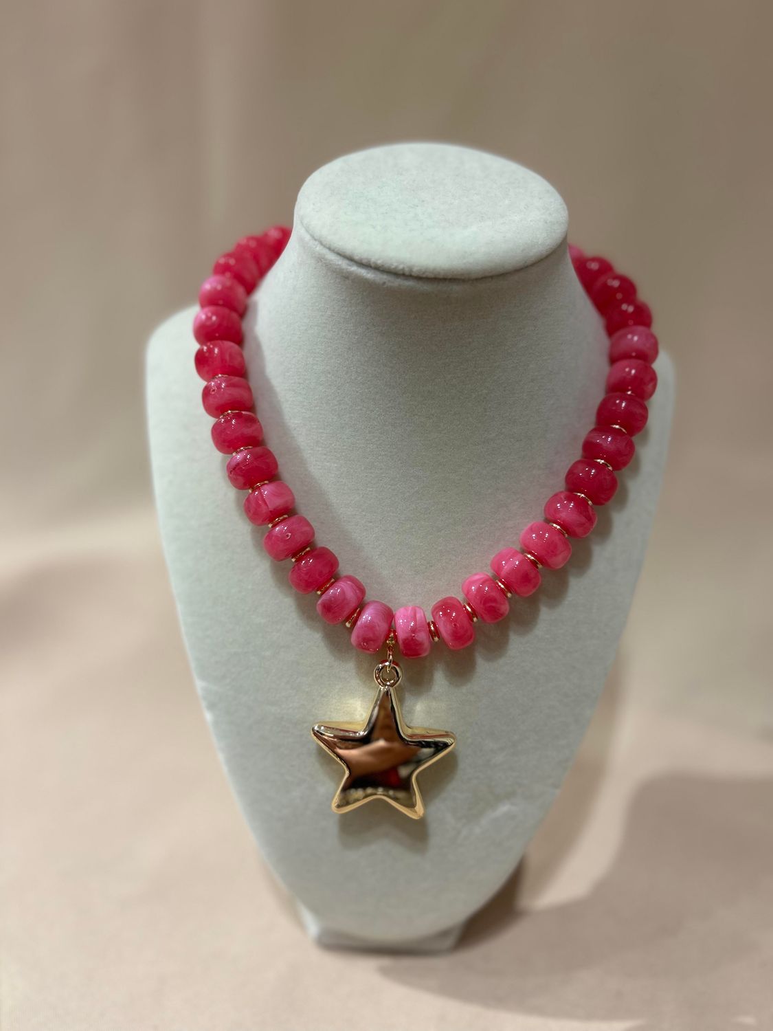 HOT PINK STAR NECKLACE