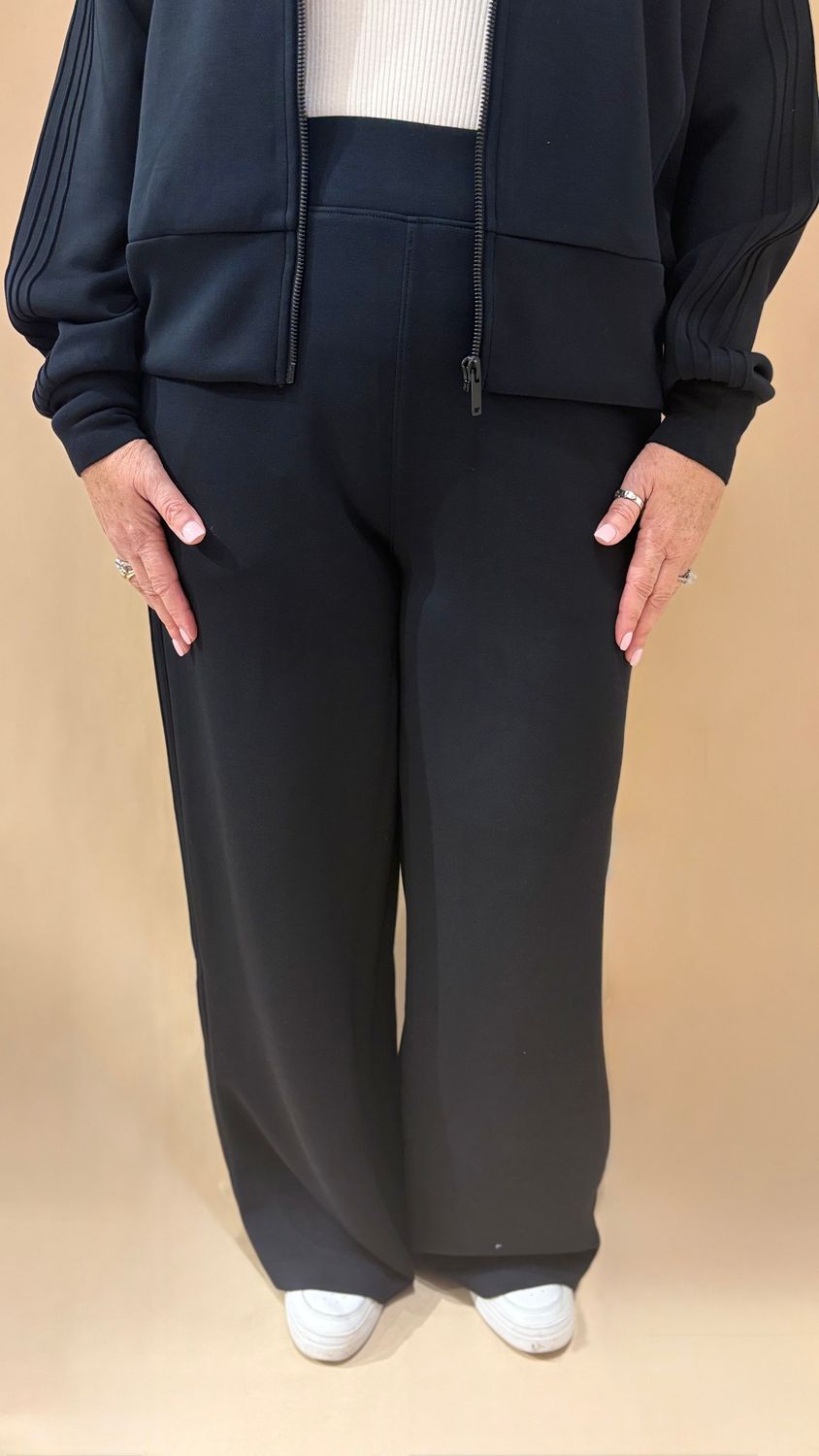 PINTUCK WIDE LEG