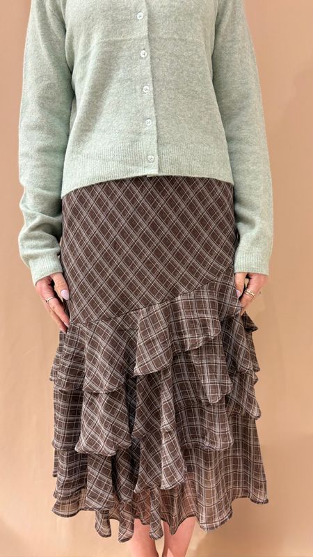 ASYMMETRICAL RUFFLED PLAID SKIRT