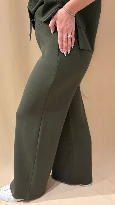 WIDE LEG PANT