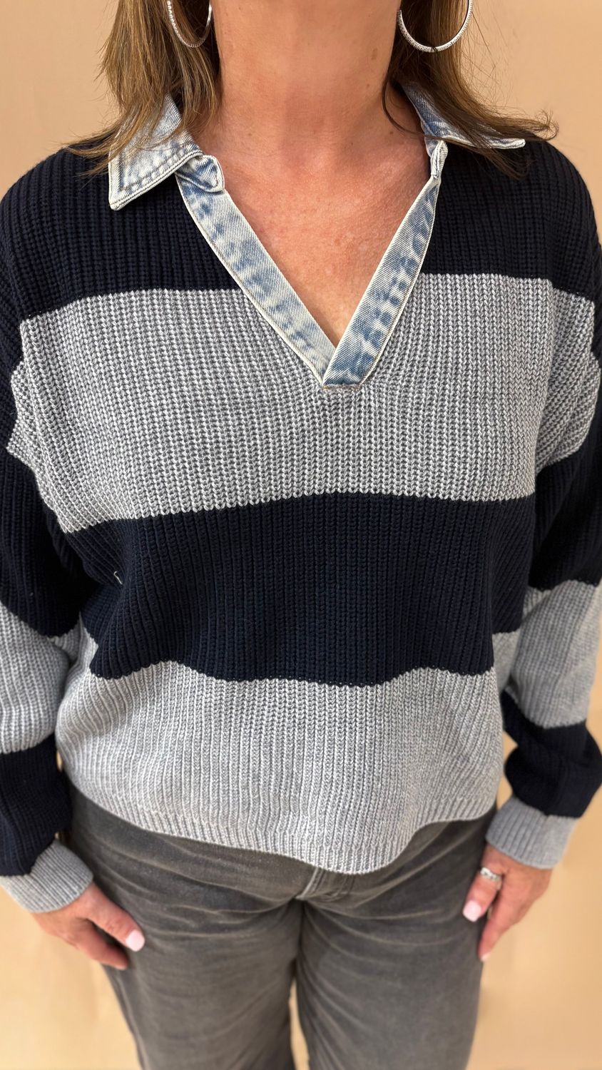 STRIPED SWEATER W DENIM COLLAR