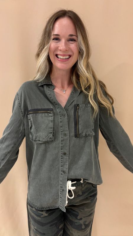 TENCEL BUTTON DOWN