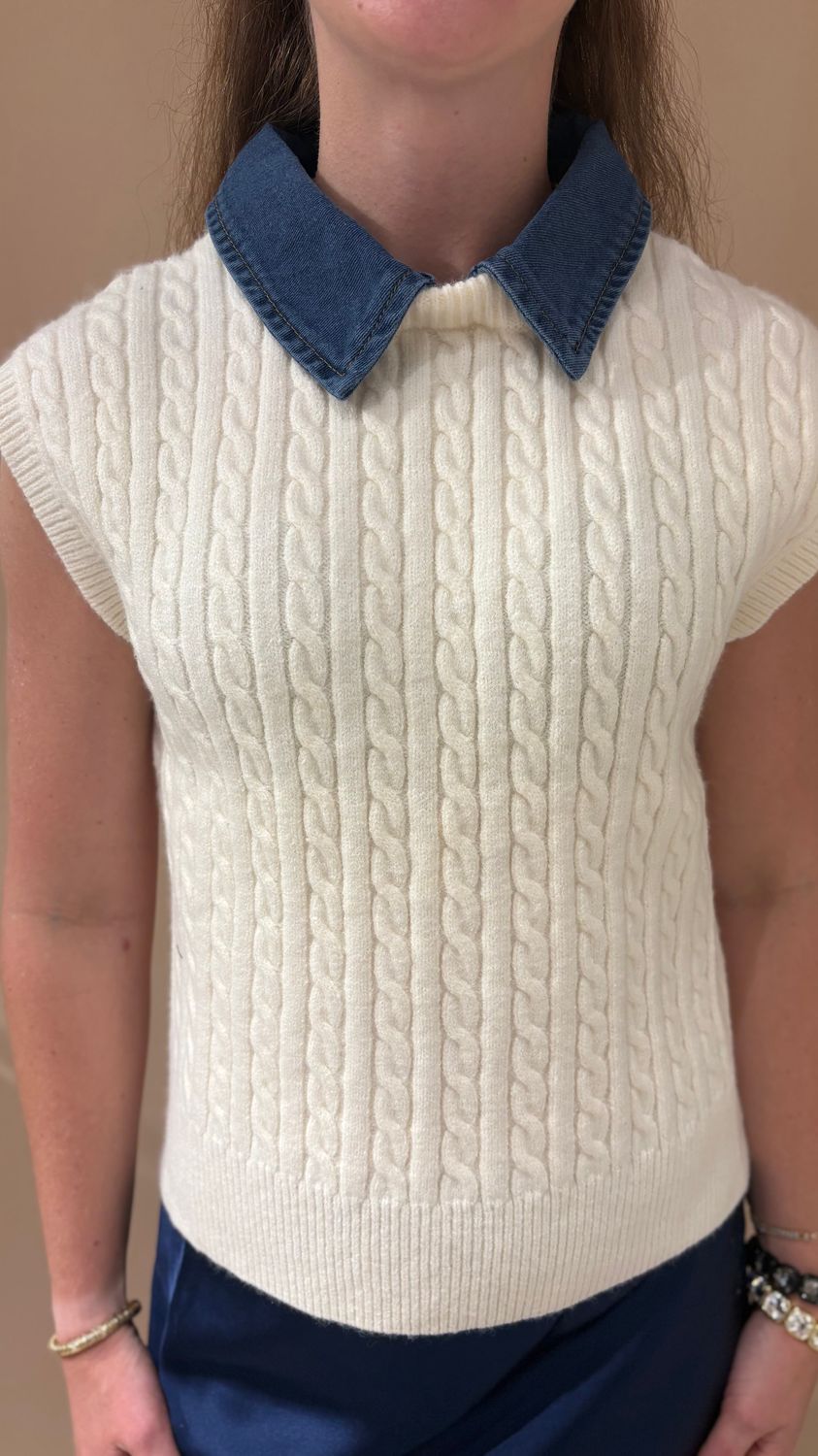 SLEEVELESS DENIM COLLAR