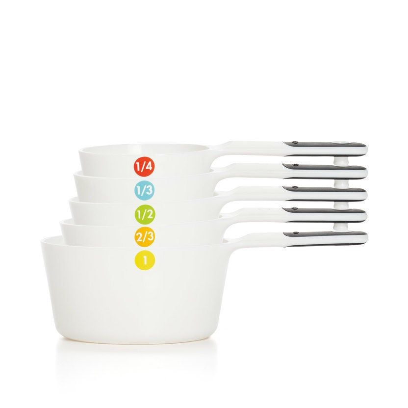 Plastic Measuring Cups
