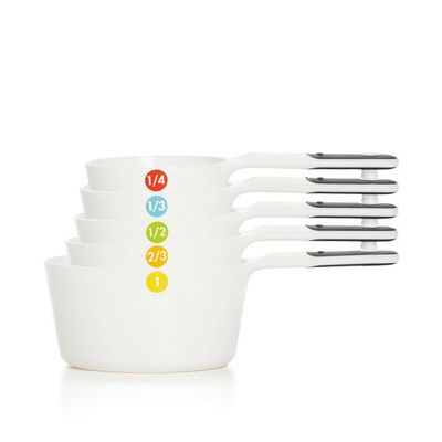 Plastic Measuring Cups