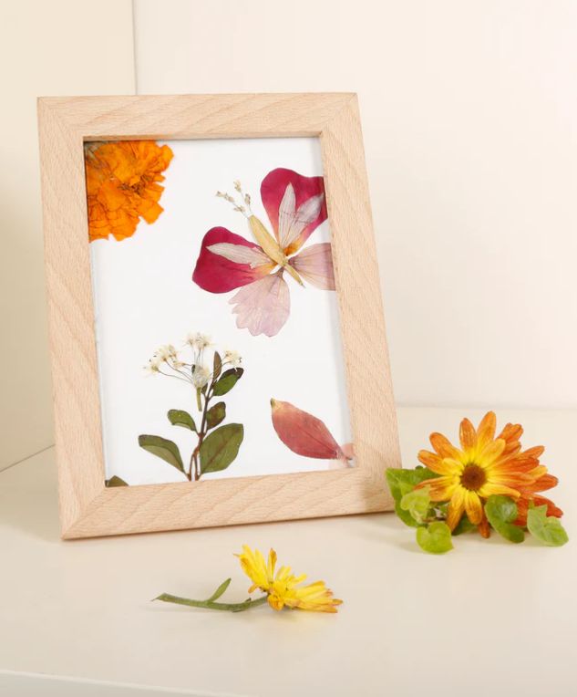 Pressed Flower Frame - Huckleberry