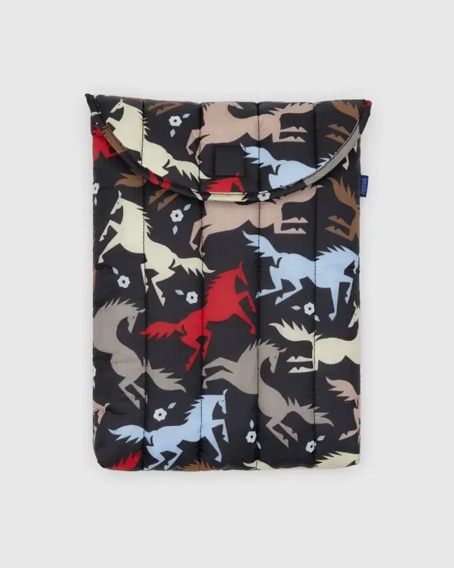 Puffy Laptop Sleeve - Horse Cut-Outs