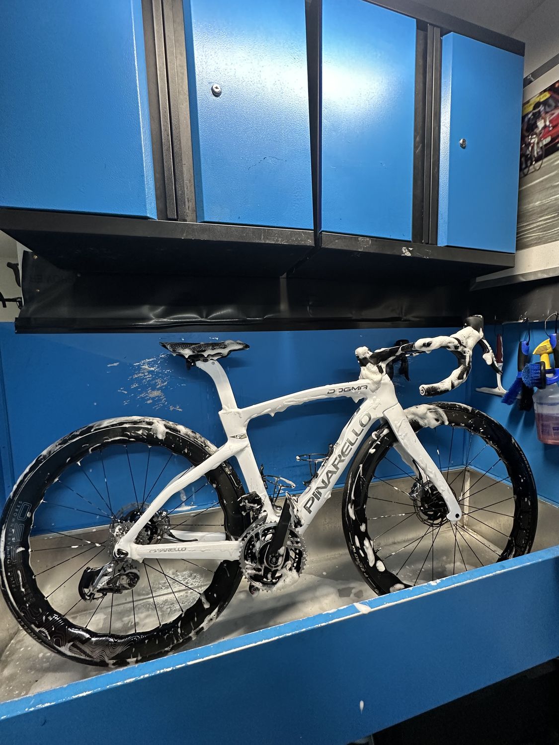 BIKE WASH &amp; LUBE