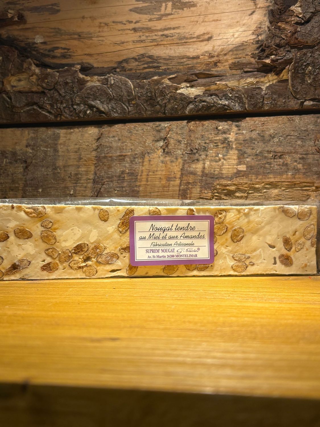 Barre Nougat tendre à l'ancienne de Montélimar 200grs