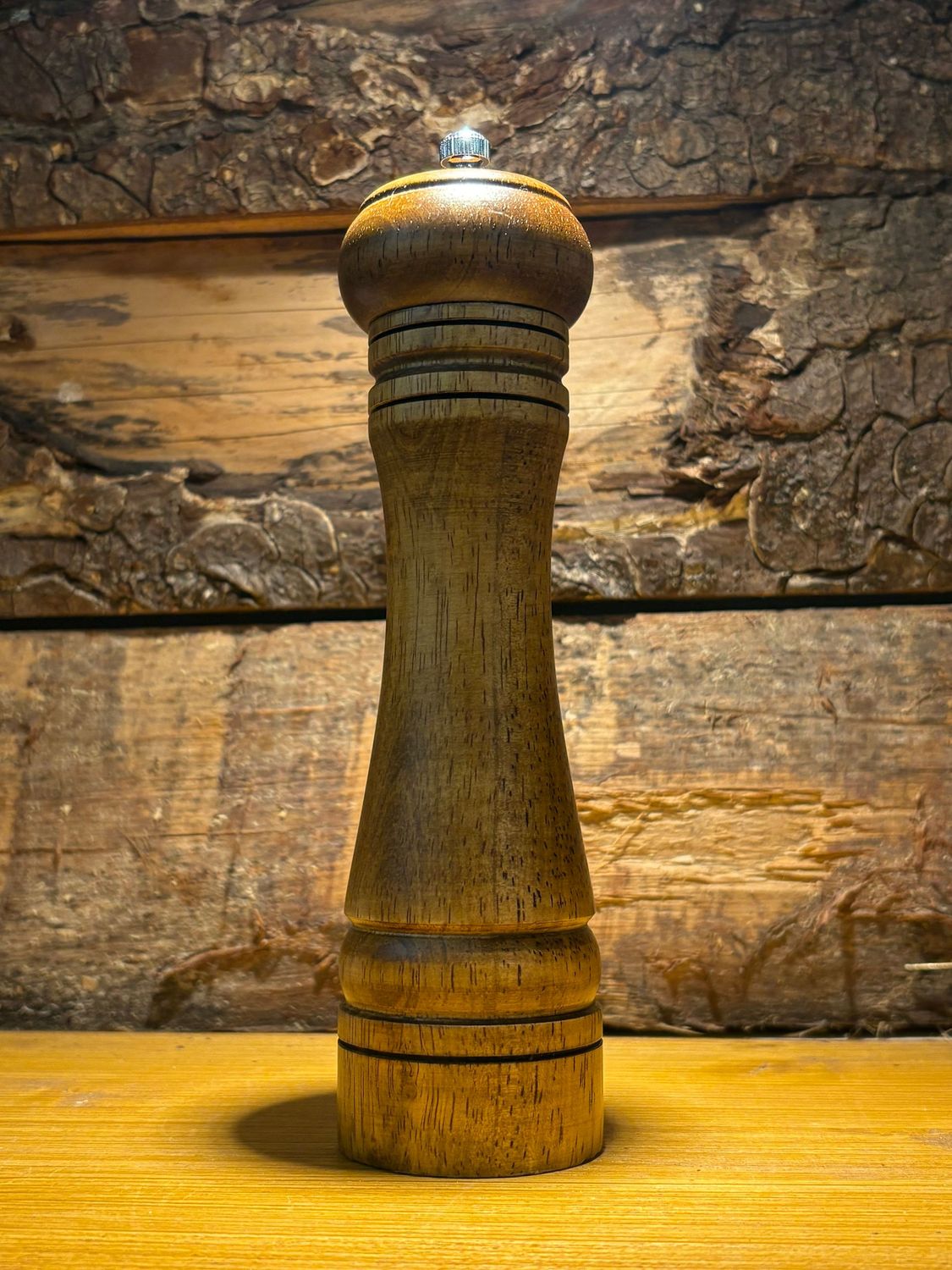 Moulin poivre ou sel en bois