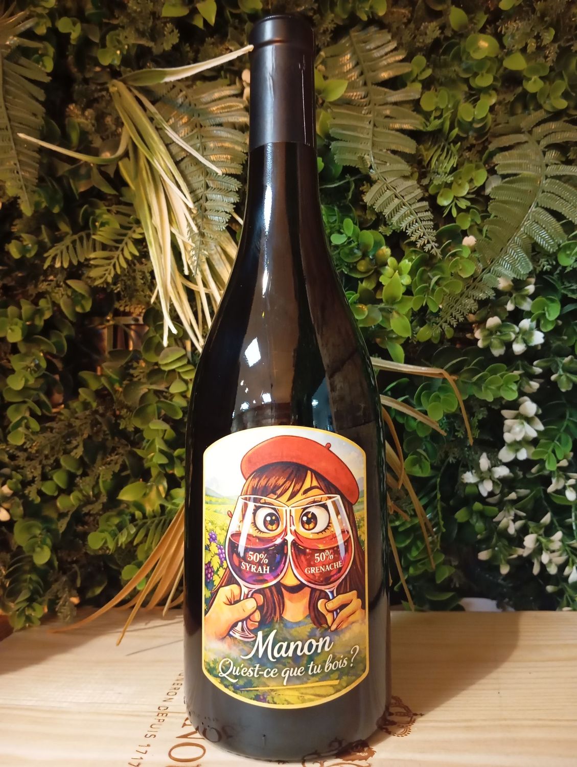 MANON Qu'est ce que tu bois ? Côtes Du Rhône rouge MANON Qu'est ce que tu bois ? Côtes Du Rhône rouge
