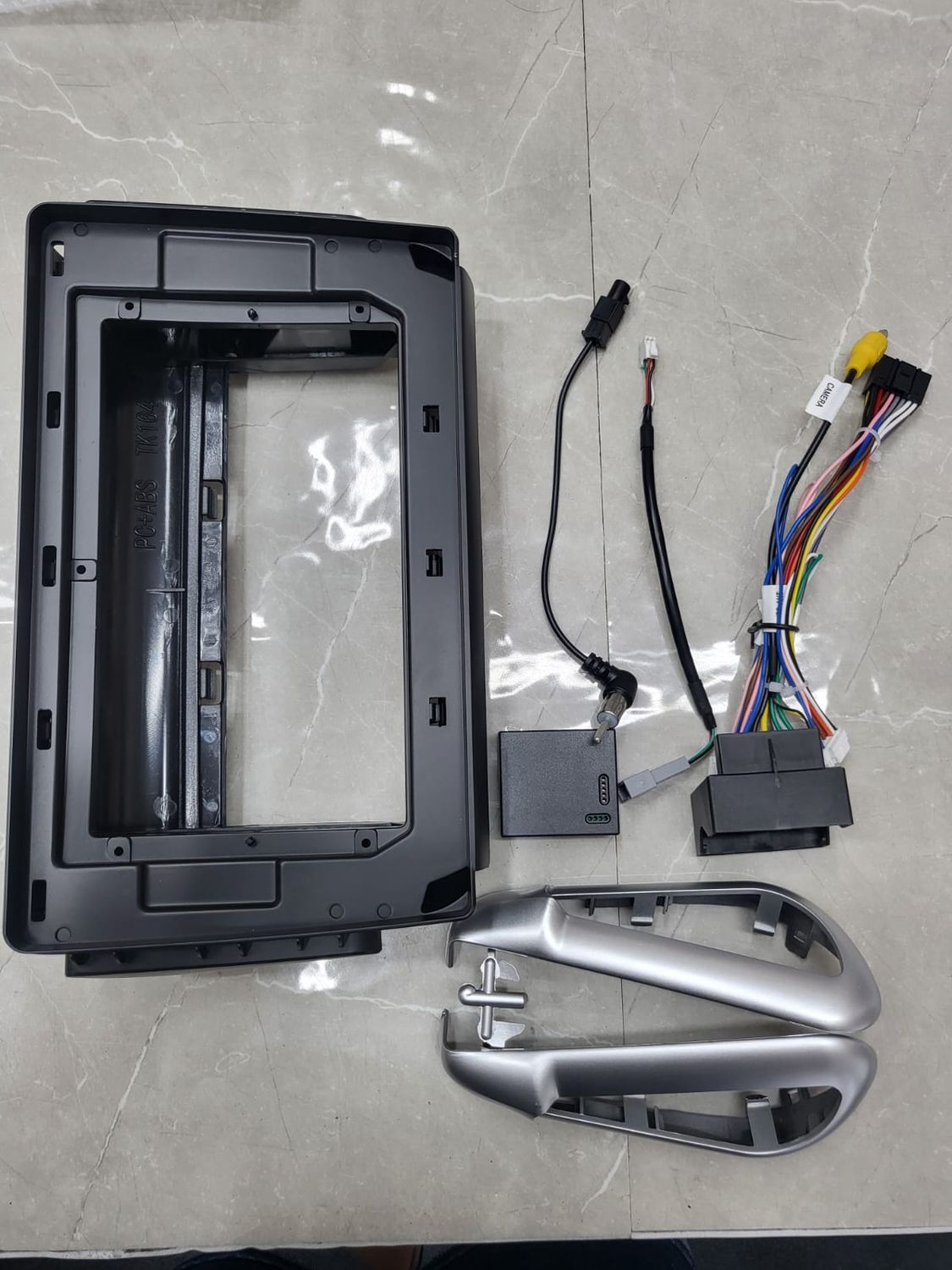 MASCHERINA AUTORADIO PEUGEOT 2008  2012/2020