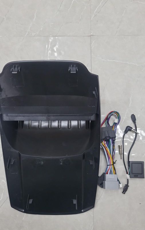 MASCHERINA AUTORADIO FORD FIESTA 2008/2017 MASCHERINA AUTORADIO FORD FIESTA 2008/2017