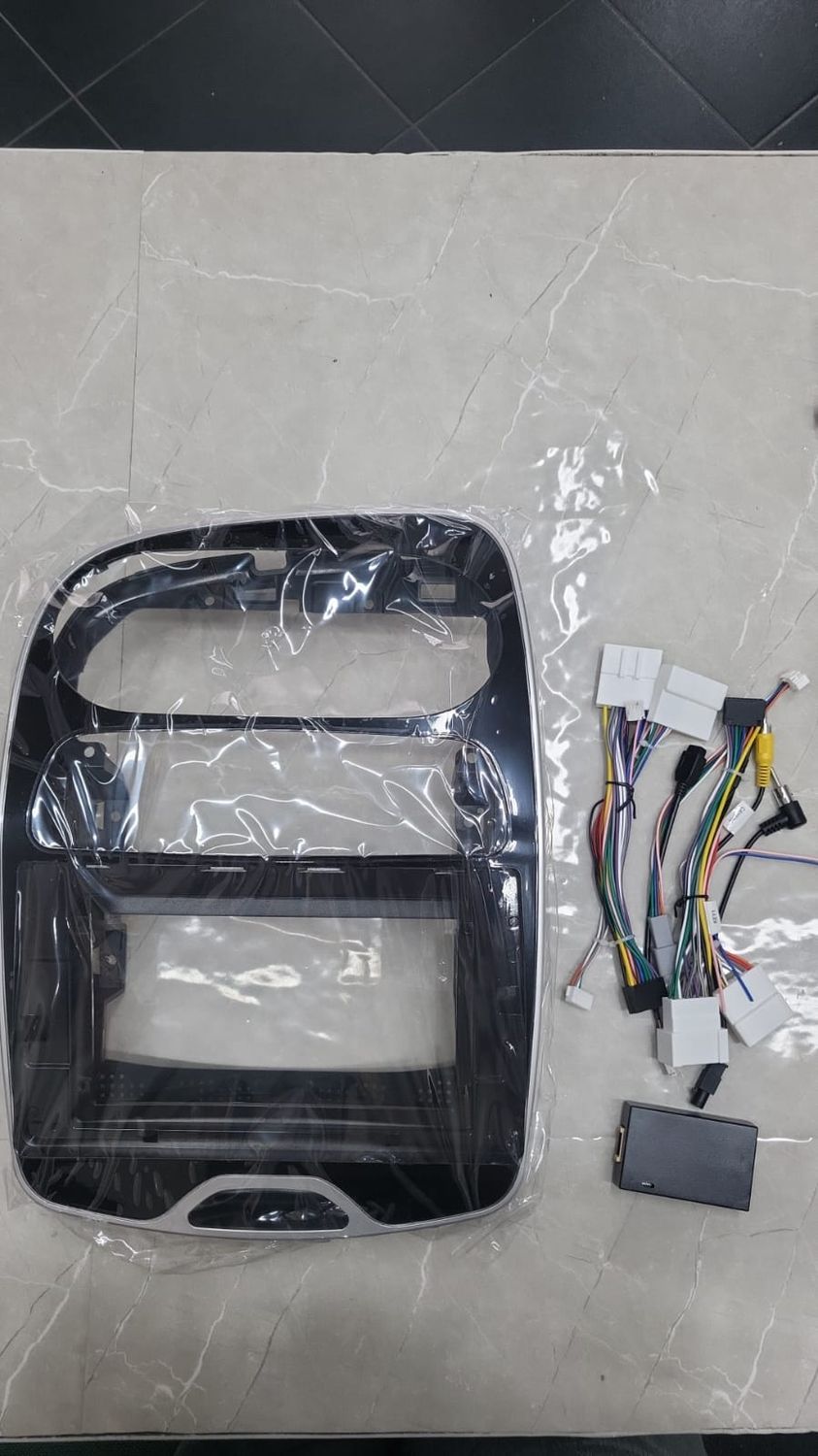 MASCHERINA AUTORADIO RENAULT CLIO 2012/2019 MASCHERINA AUTORADIO RENAULT CLIO 2012/2019
