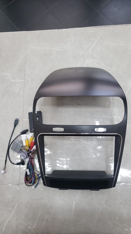 MASCHERINA AUTORADIO FIAT FREEMONT 2012/2014 MASCHERINA AUTORADIO FIAT FREEMONT 2012/2014