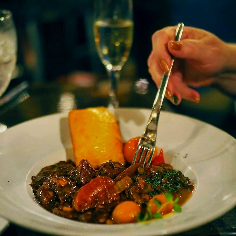 Beef Bourguignon, feeds 4–8