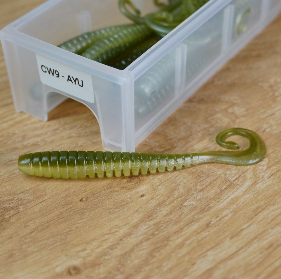 Curly Worm 9cm - Ghost Ayu