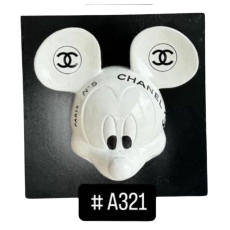 Mickey 50cm Cadre Logo Chanel Noir &amp; Blanc