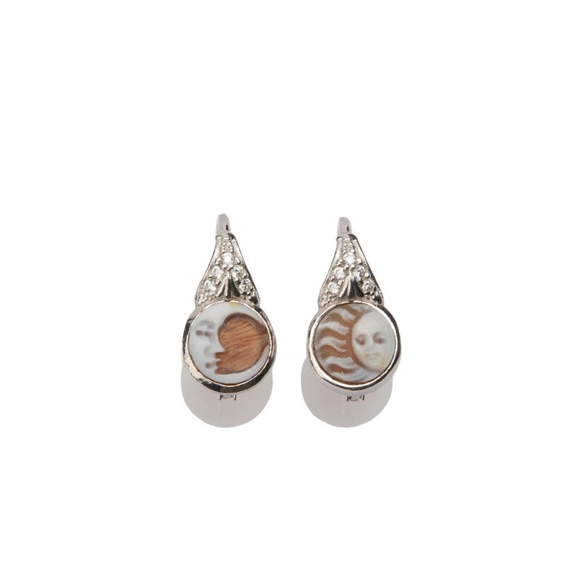 Orecchini pendenti Sole & Luna con cristalli – finitura argento