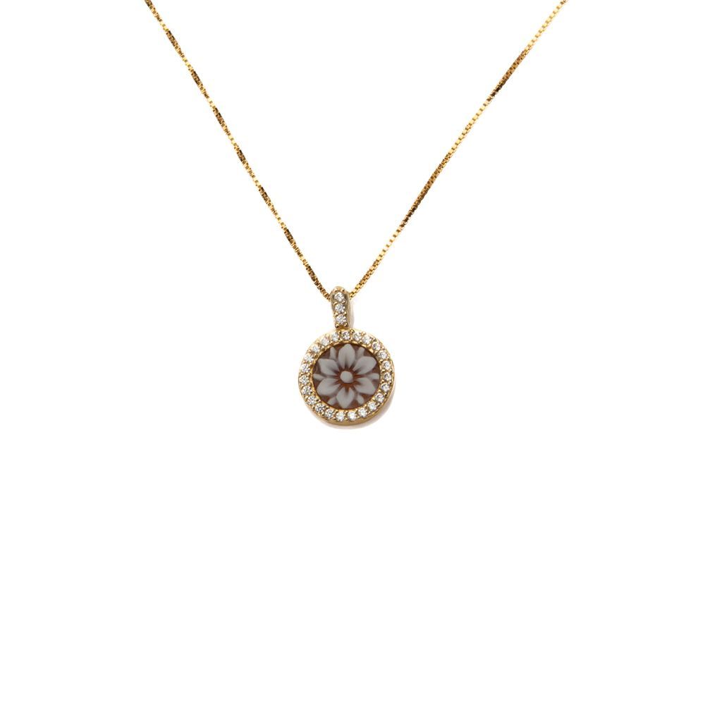 Collana in finitura placcata oro con pendente floreale e pavé luminoso