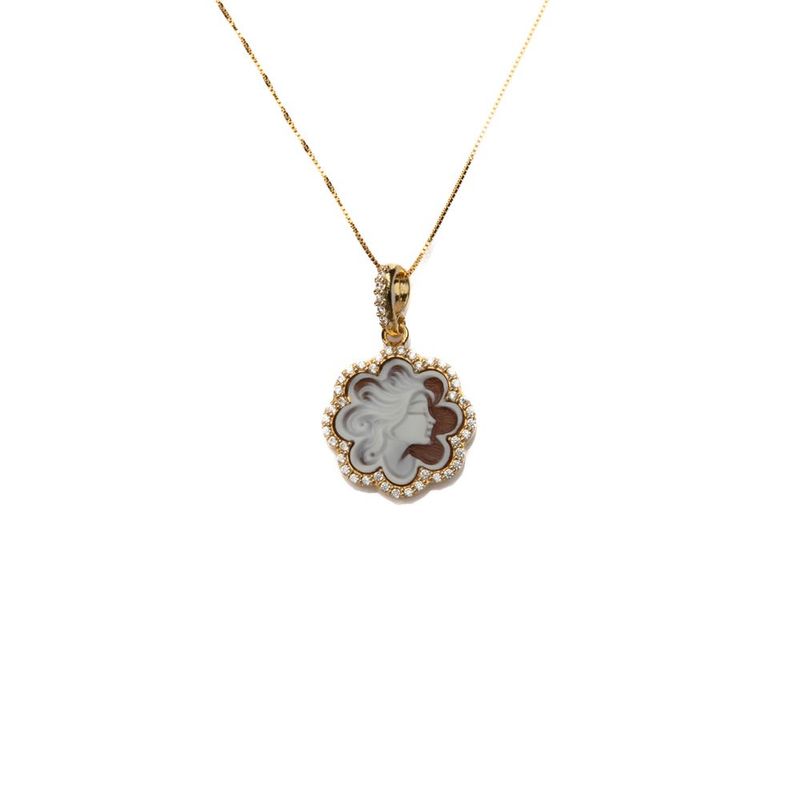 Collana con cammeo e cornice luminosa