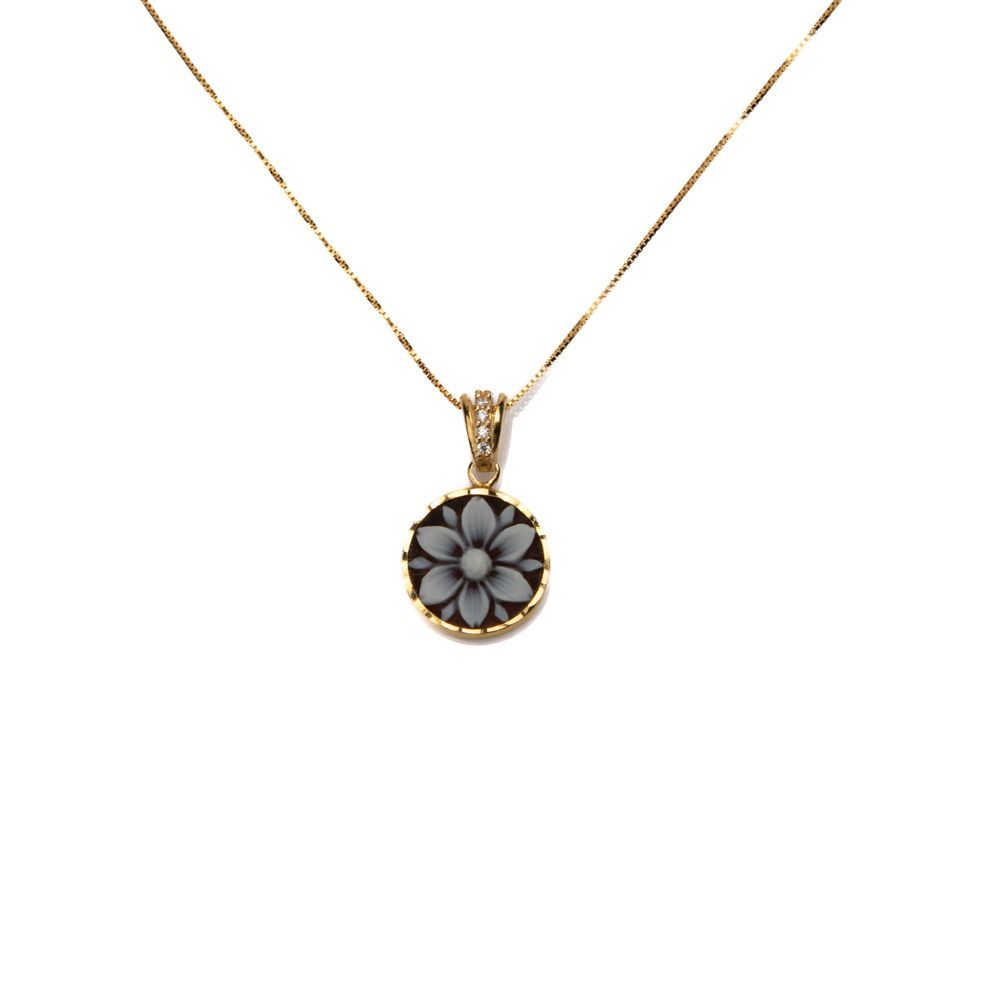 Collana con cammeo floreale mini e finitura placcata oro