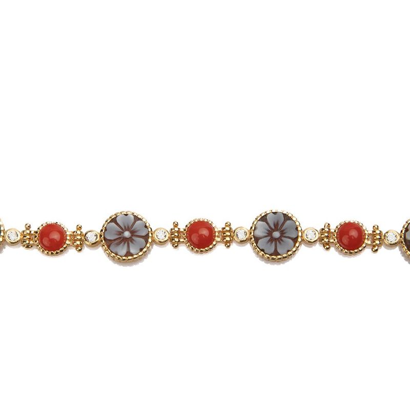 Bracciale Eleganza Cammei & Corallo – Finitura Dorata