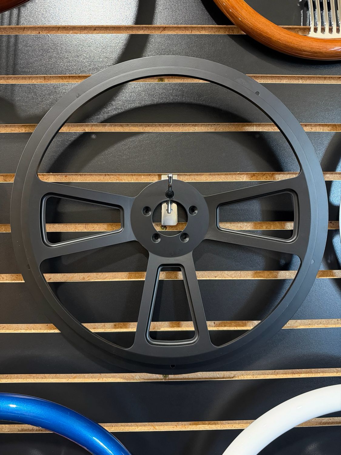 18" Muscle Half Wrap Black
