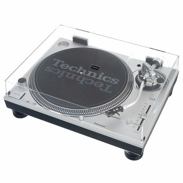 Technics SL1200 mk7