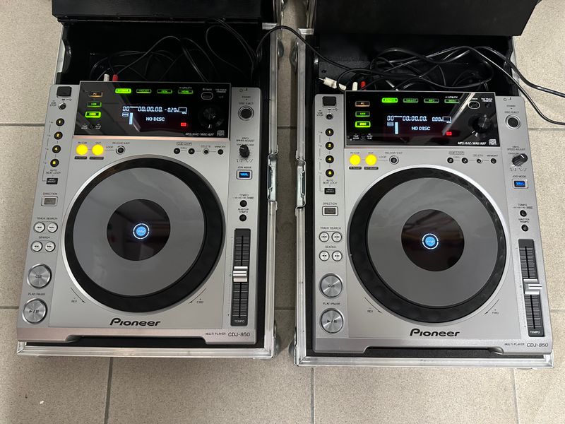 2de hands PIONEER CDJ 850 mixer