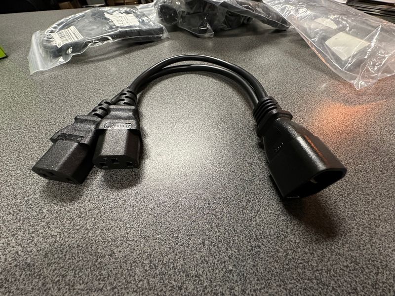 IEC splitkabel  30 cm