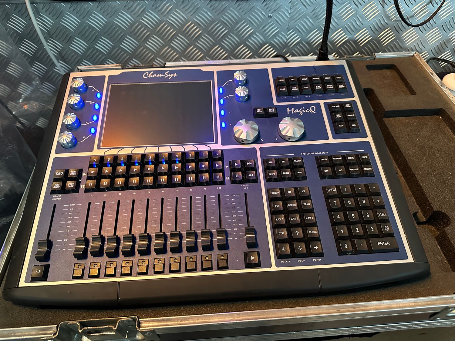 CHAMSYS MQ40N DMX CONSOLE MET FLIGHTCASE 2de hands