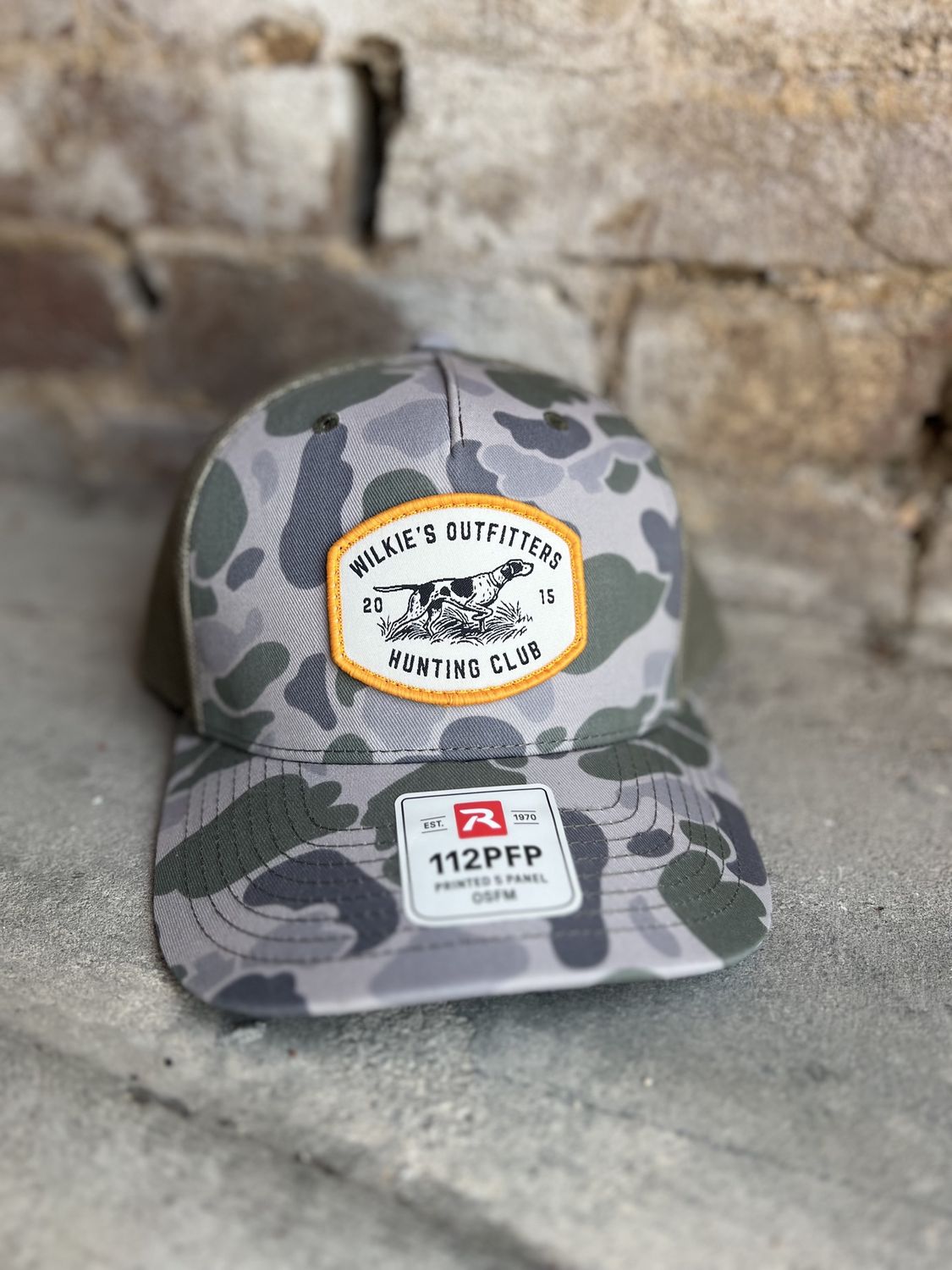 WILKIE'S HAT POINTER DOG
