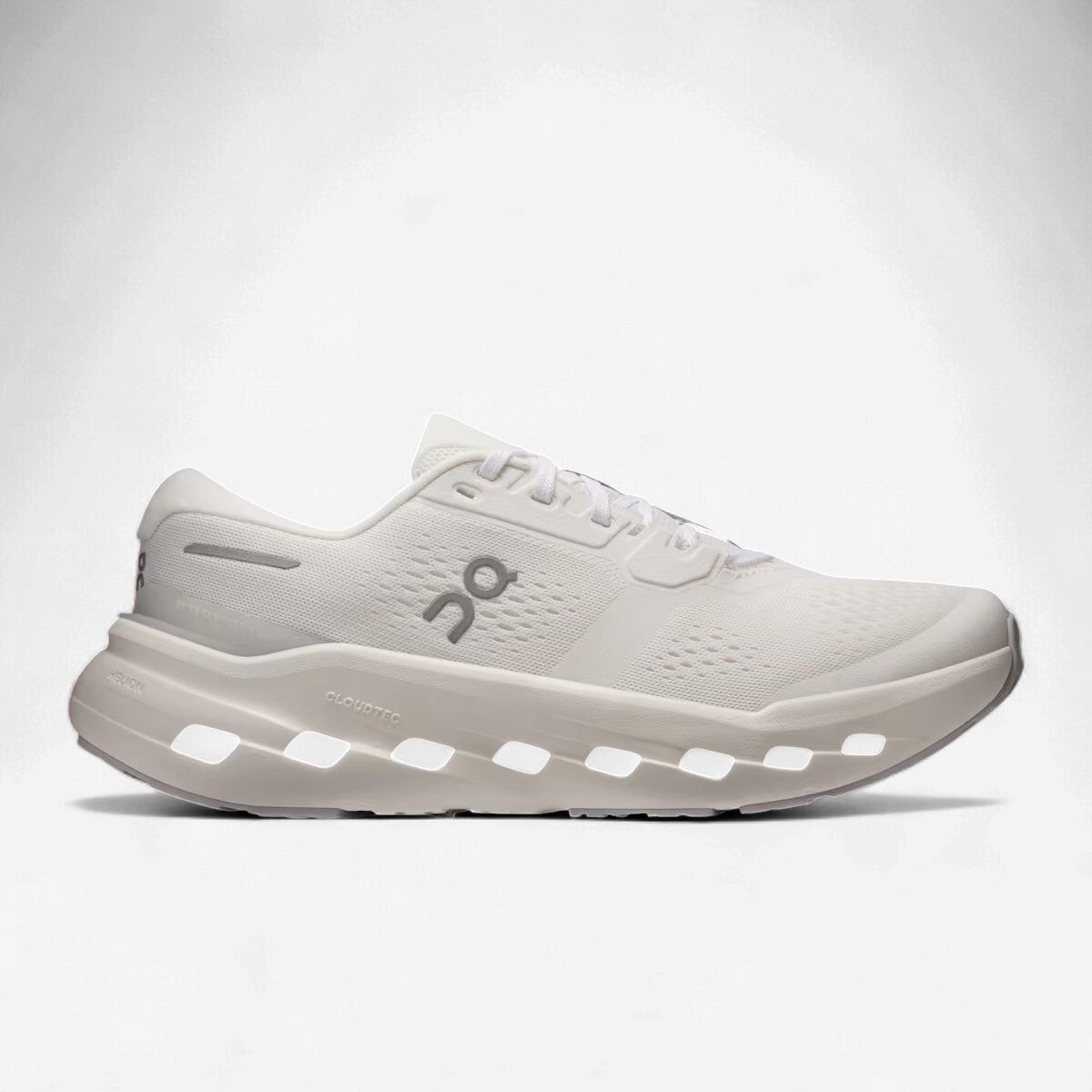 ON RUNNING WOMEN CLOUDRUNNER 3 WHITE IVORY