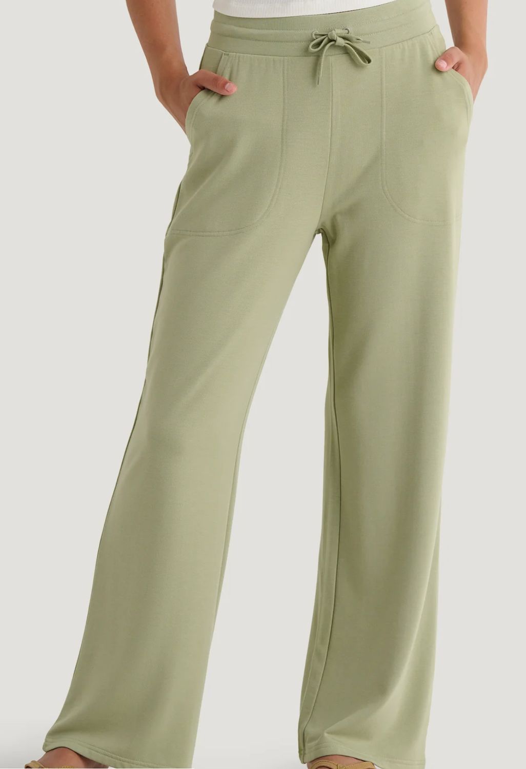 FREE FLY Women's Bamboo Lightweight Fleece Wide Leg Pant
