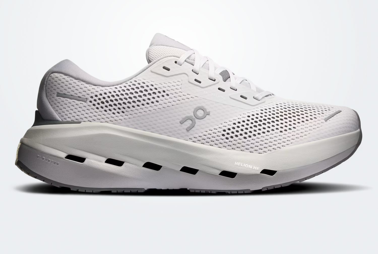 ON RUNNING MEN CLOUDRUNNER MAX 3