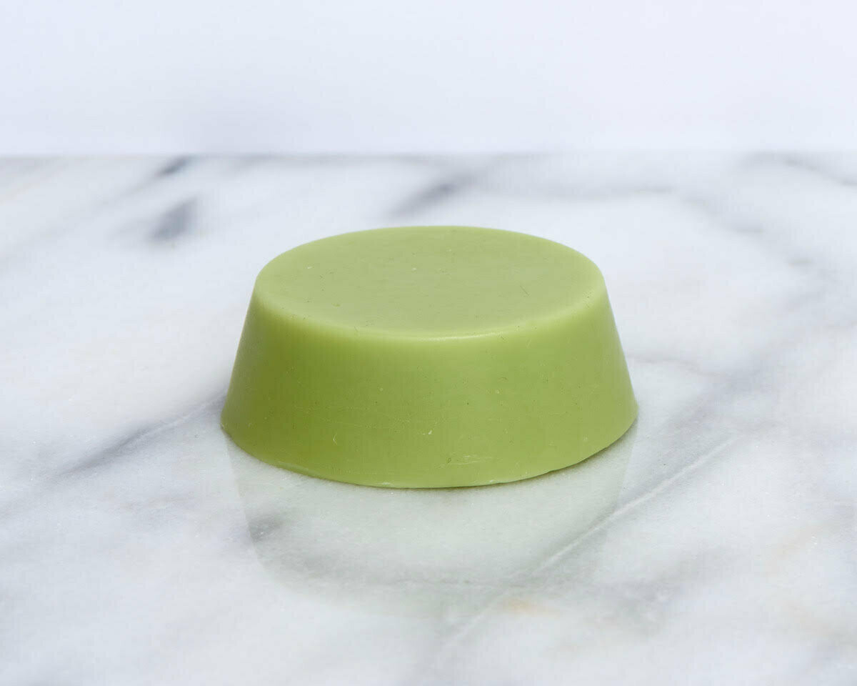 Lemongrass and amyris conditioner bar