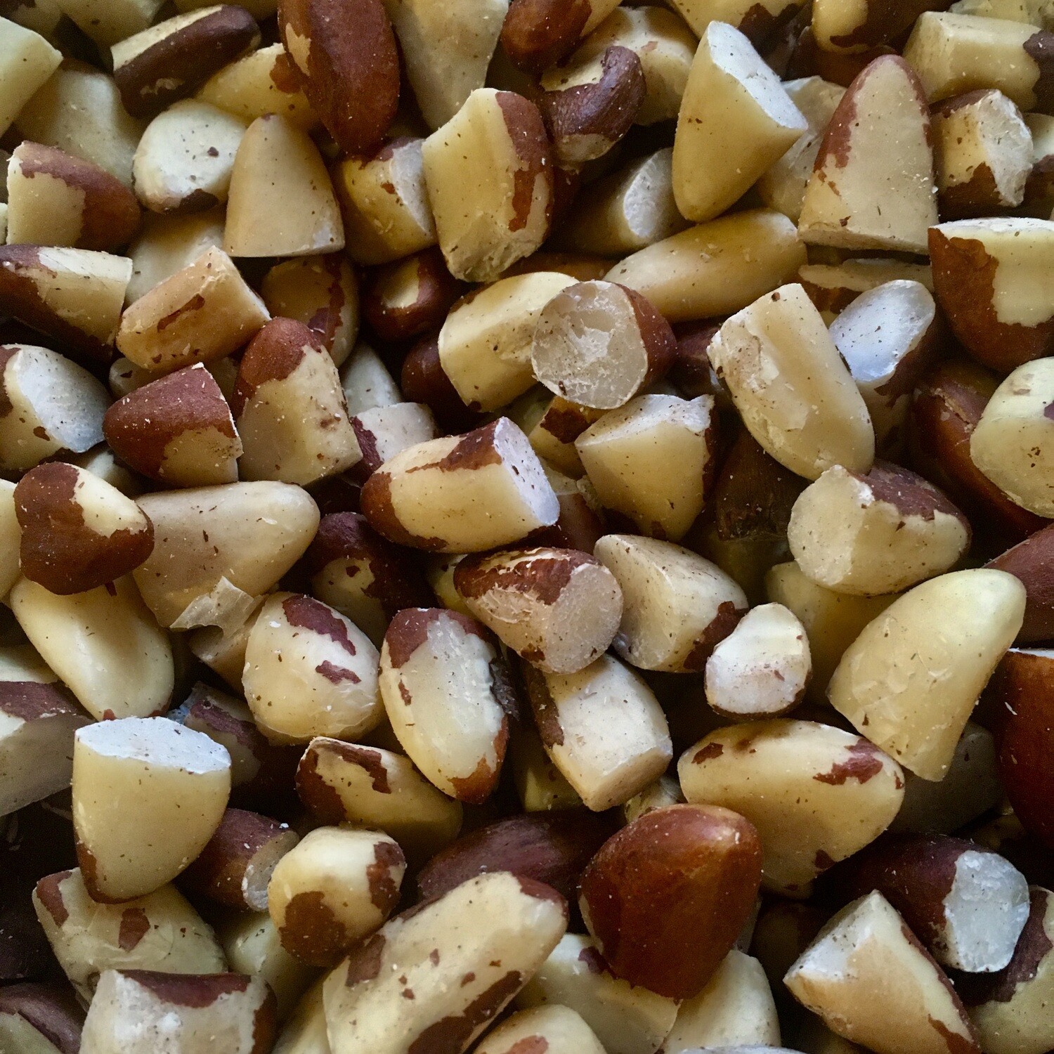 Organic Brazil nut pieces