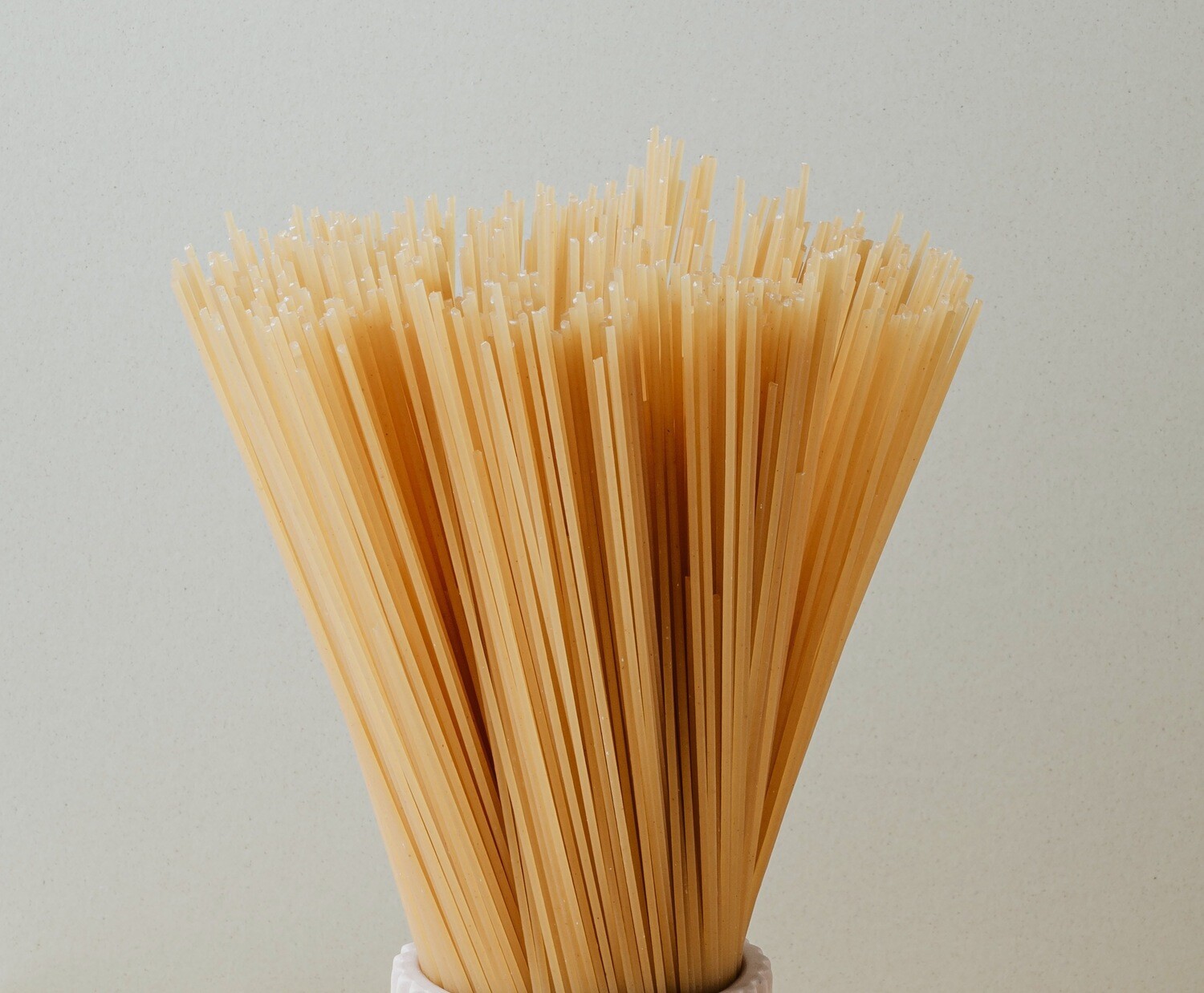 Organic white spaghetti