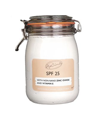 UpCircle Mineral Sunscreen SPF 25 - 30g refill