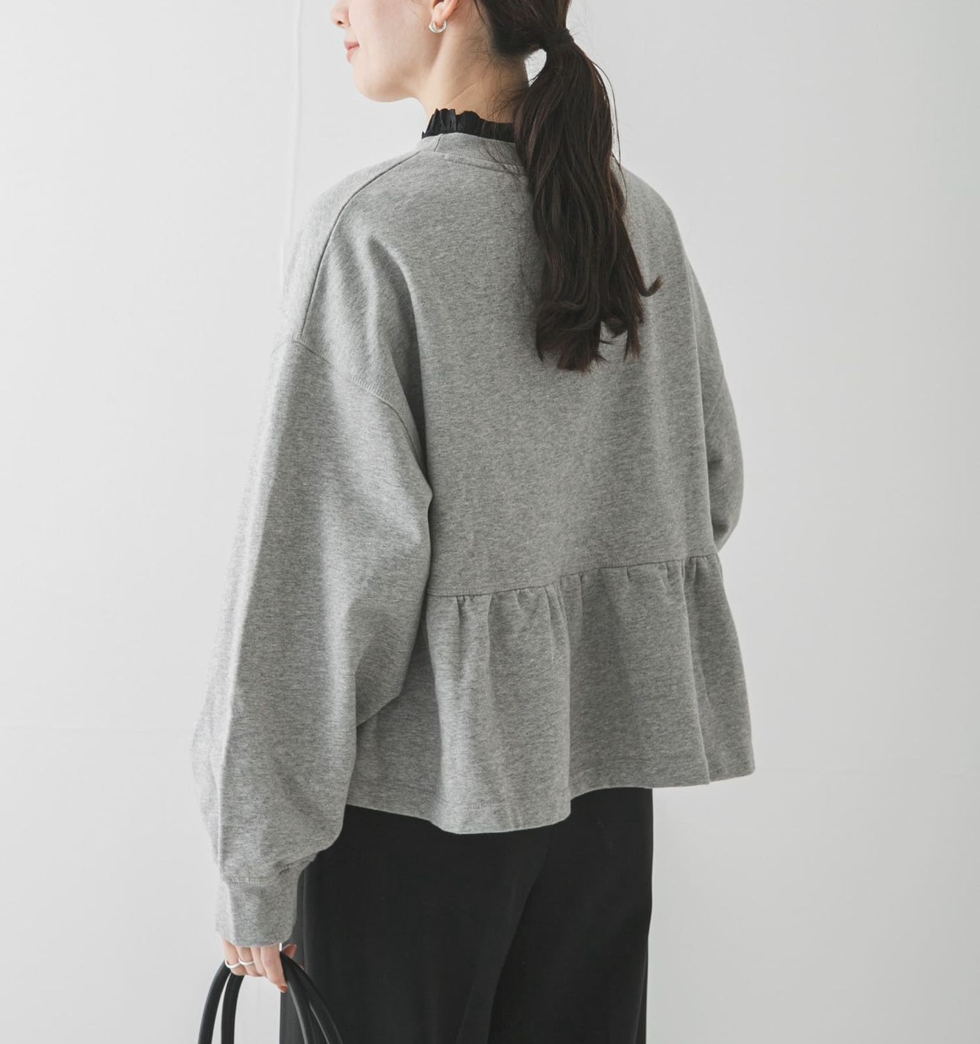 CREWNECK PEPLUM