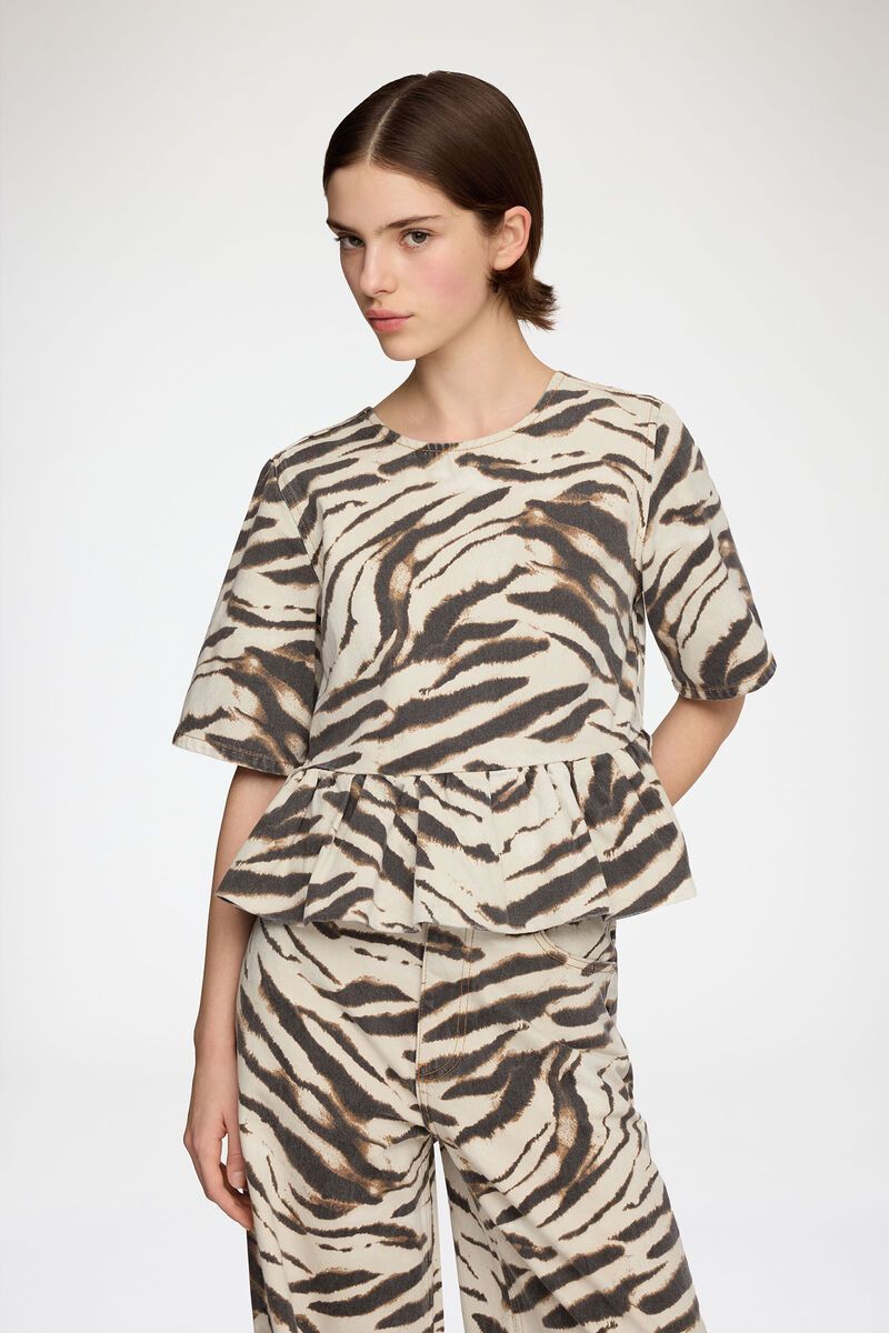 Print Denim Flounce Top