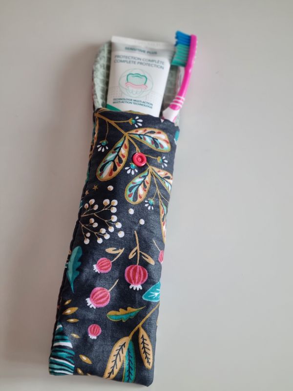 Etui à brosse à dents