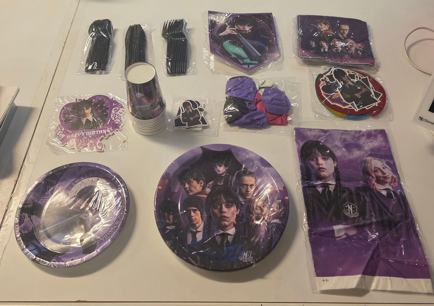 Wednesday Adam's Party Package for 10 guest (105 pcs)