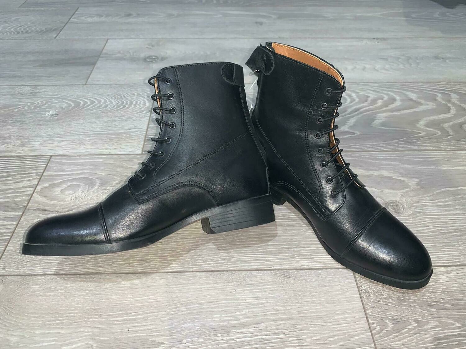 Boots Figari by ANGELO GOLEO