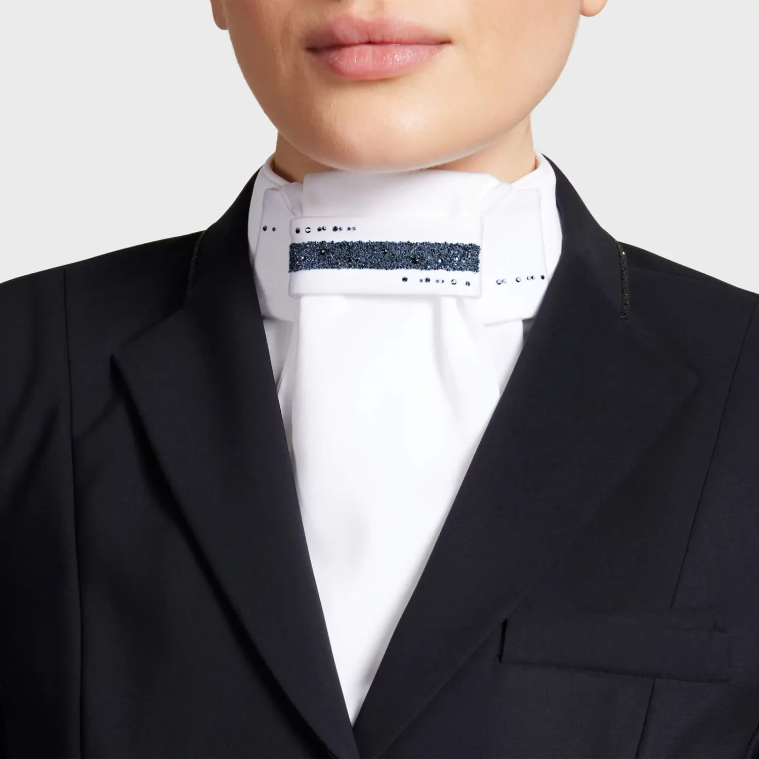 Plastron Crystal Intarsia by SAMSHIELD